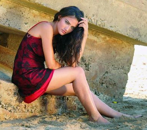 saadet isil aksoy2-3af.jpg